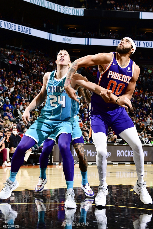 彩的较量 彩的较量