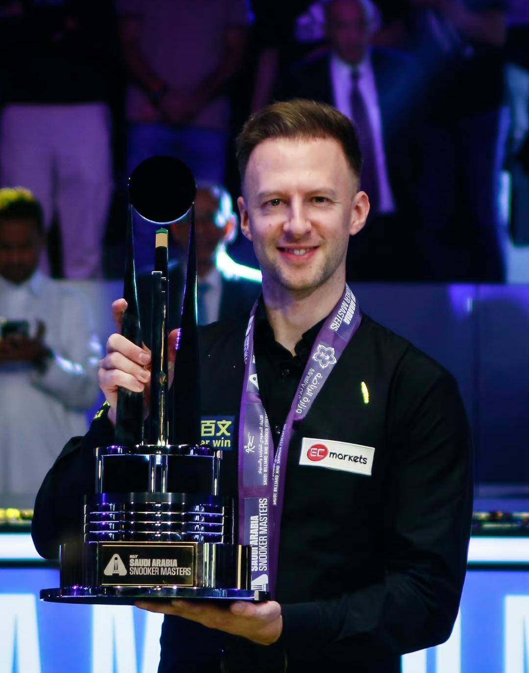 且合同中特 且合同中特