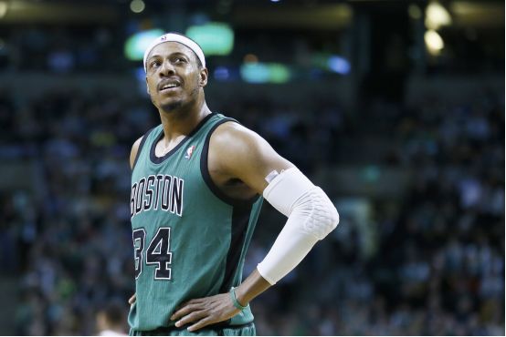 在赛季首场 在赛季首场